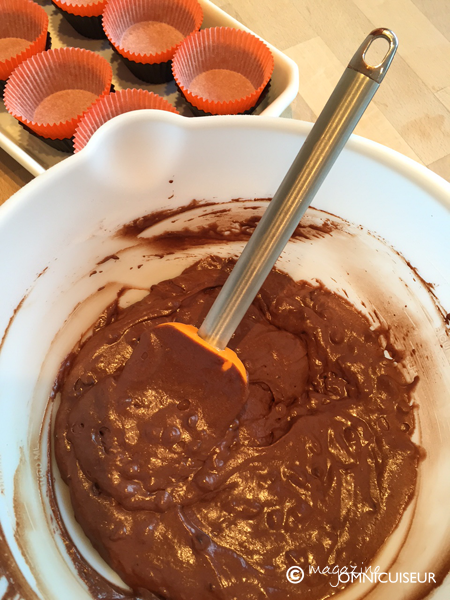 preparation-muffins-chocolat