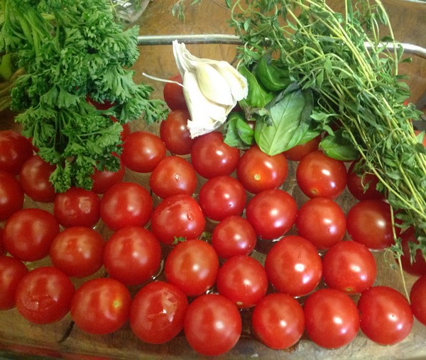 Recette Tomates Cerise Aux Herbes Aromatiques Magazine Omnicuiseur