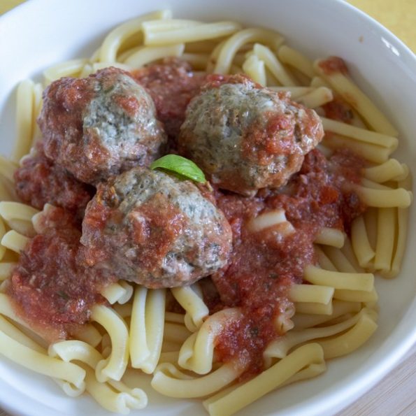 Des boulettes de viande à l'omnicuiseur