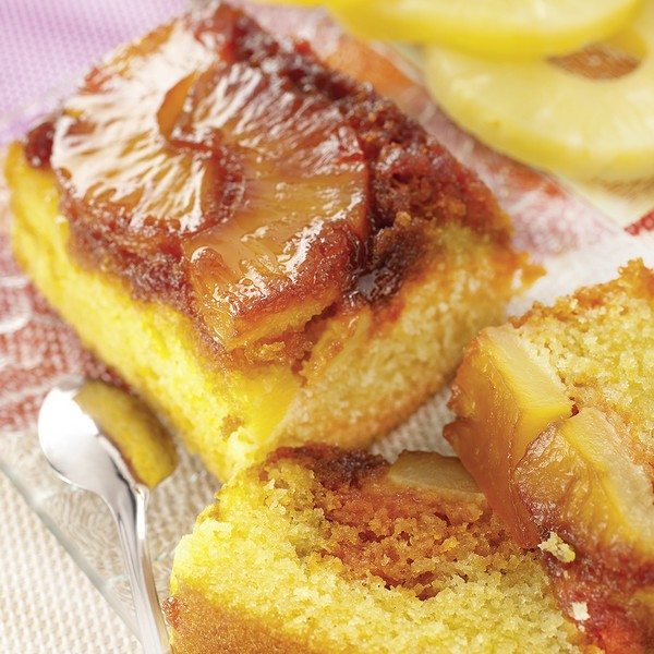 Un gâteau aux fruits et à la vapeur douce