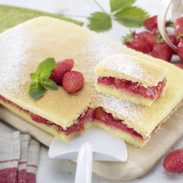 Un gâteau aux fraises à l'omnicuiseur